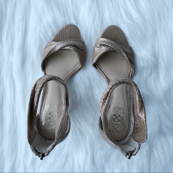 Vince Camuto Open toe Nude heels Like 🆕 Condition - Picture 3 of 7